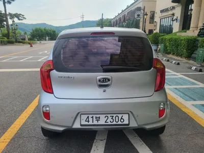 Kia Morning 2012, 188443 км, за 1878.7 USD