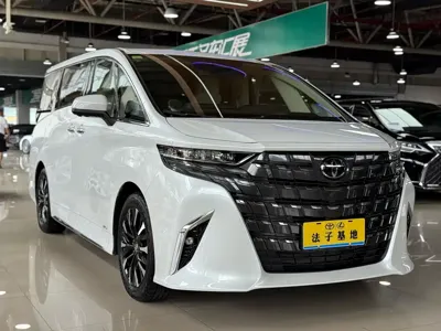 Toyota Alphard 2024, 33000 км, за 127719.71 USD