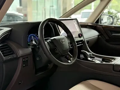 Toyota Alphard 2024, 33000 км, за 127719.71 USD - фото 9