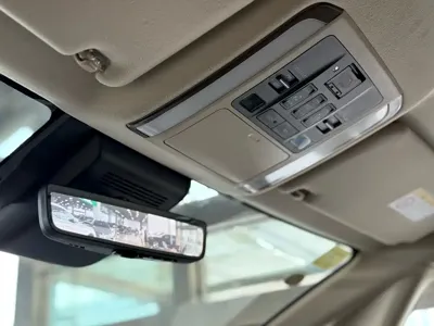 Toyota Alphard 2024, 33000 км, за 127719.71 USD - фото 10