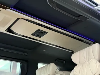Toyota Alphard 2024, 33000 км, за 127719.71 USD - фото 16