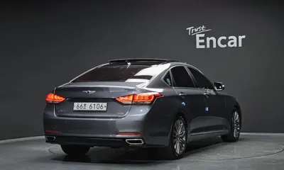 Hyundai Genesis 2016, 213848 км, за 4065.31 USD