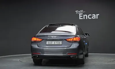 Hyundai Genesis 2016, 213848 км, за 4065.31 USD