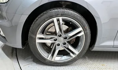 Audi A4 2019, 85936 км, за 12465.54 USD