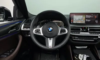 BMW X4 2025, 14803 км, за 51553.45 USD - фото 12