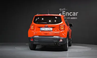 Jeep Renegade 2021, 68203 км, за 11376.19 USD