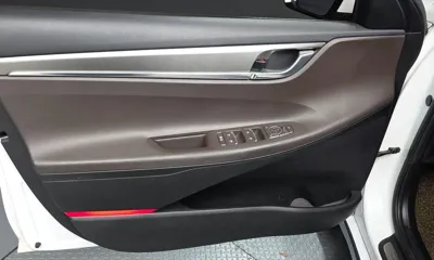 Hyundai Grandeur 2021, 161362 км, за 10634.11 USD - фото 24