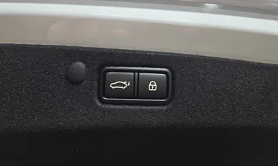 Hyundai Grandeur 2021, 161362 км, за 10634.11 USD - фото 28