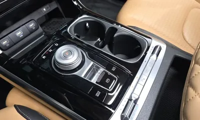 Kia Canival 2023, 60900 км, за 21793.36 USD - фото 9