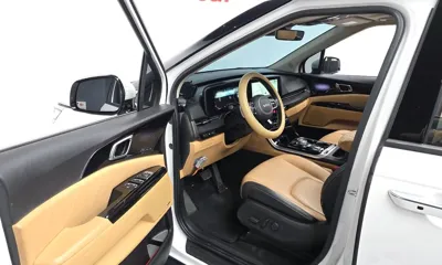 Kia Canival 2023, 60900 км, за 21793.36 USD - фото 10