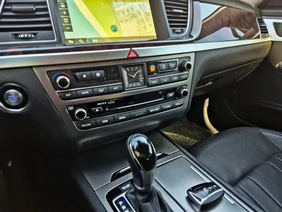 Hyundai Genesis 2016, 209965 км, за 4398.06 USD - фото 14