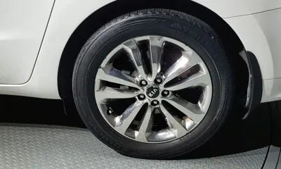 Kia Canival 2015, 177810 км, за 5912.92 USD