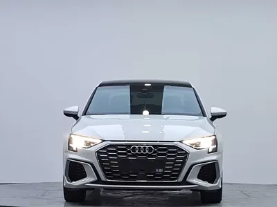 Audi A3 2022, 10800 км, за 23904.58 USD
