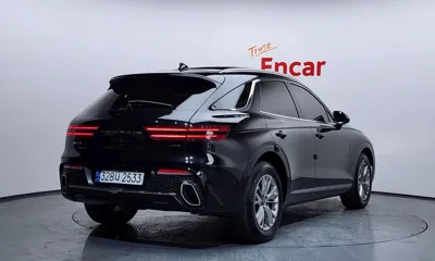 Genesis GV70 2023, 21352 км, за 30397.33 USD