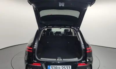 Genesis GV70 2023, 21352 км, за 30397.33 USD - фото 20