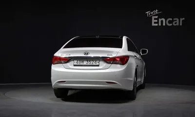 Hyundai Sonata 2013, 115986 км, за 3640.38 USD - фото 4