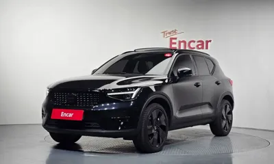 Volvo XC40 · 2025 год