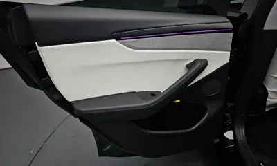 Tesla Model Y 2025, 14875 км, за 35765.49 USD - фото 25