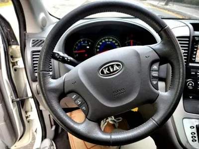 Kia Canival 2011, 121030 км, за 3216.49 USD - фото 16