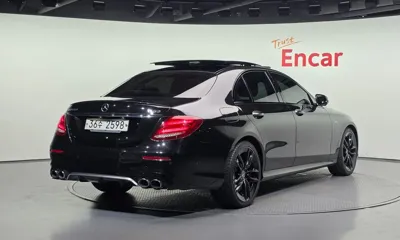 Mercedes-Benz E-Class 2019, 127427 км, за 24937.64 USD