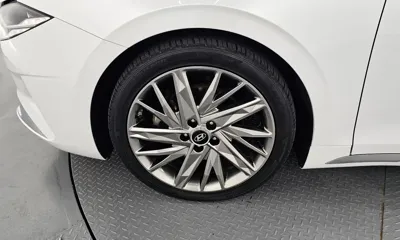 Hyundai Grandeur 2020, 104498 км, за 15287.55 USD
