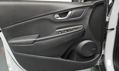 Hyundai Kona 2019, 67434 км, за 7752.45 USD - фото 24
