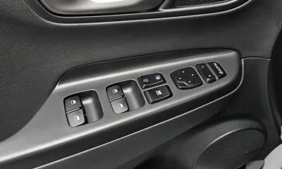Hyundai Kona 2019, 67434 км, за 7752.45 USD - фото 28