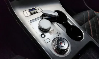 Genesis GV70 2025, 15762 км, за 36482.1 USD - фото 9