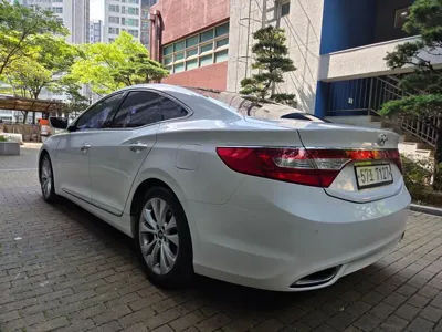 Hyundai Grandeur 2012, 206961 км, за 2790.79 USD - фото 8