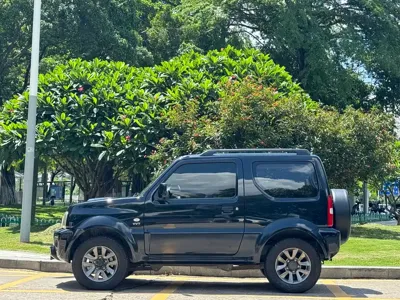 Suzuki Jimny 2018, 57000 км, за 12217.9 USD