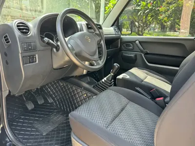 Suzuki Jimny 2018, 57000 км, за 12217.9 USD