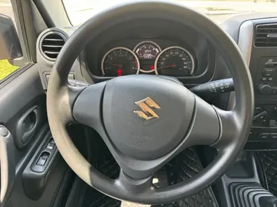 Suzuki Jimny 2018, 57000 км, за 12217.9 USD - фото 11