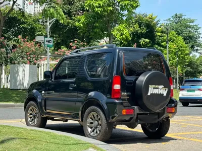 Suzuki Jimny 2018, 57000 км, за 12217.9 USD - фото 14