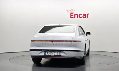 Hyundai Grandeur 2023, 133929 км, за 14651.29 USD