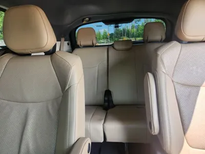 Toyota Sienna 2024, 70806 км, за 31861.47 USD - фото 8
