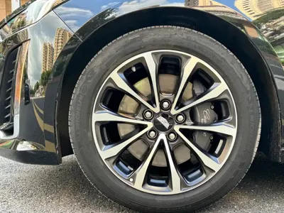 Cadillac CT5 2022, 60000 км, за 21453.38 USD - фото 21