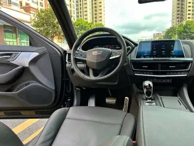 Cadillac CT5 2022, 60000 км, за 21453.38 USD - фото 30