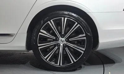 Volvo S90 2023, 40856 км, за 27035.98 USD - фото 21
