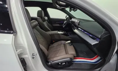 BMW 5-Series 2025, 11701 км, за 43958.25 USD - фото 26