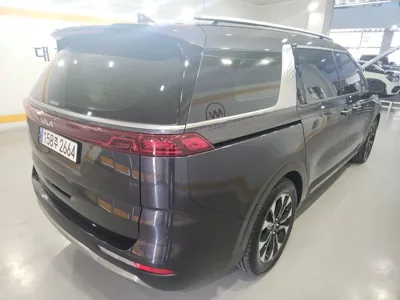 Kia Canival 2023, 58231 км, за 19364.58 USD