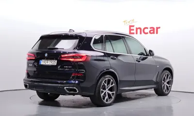 BMW X5 2022, 43949 км, за 43409.64 USD