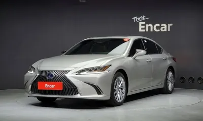 Lexus ES · 2019 год