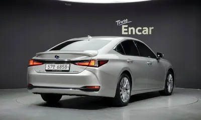 Lexus ES 2019, 36268 км, за 26913.48 USD