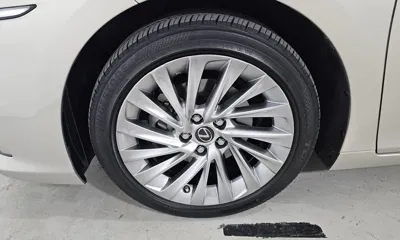 Lexus ES 2019, 36268 км, за 26913.48 USD