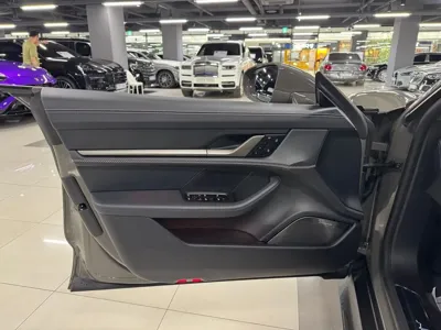 Porsche Taycan 2025, 3900 км, за 161951.46 USD - фото 6
