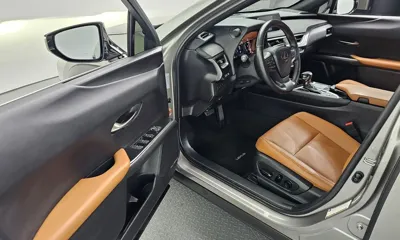 Lexus UX 2022, 83358 км, за 19867.53 USD - фото 11