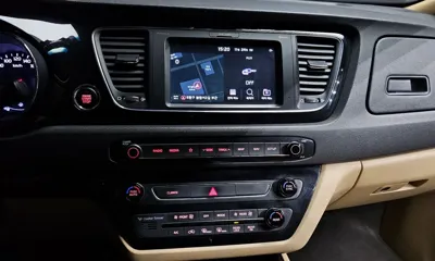 Kia Canival 2019, 139406 км, за 12677.35 USD - фото 14