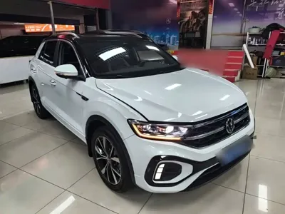 Volkswagen T-Roc 2024, 39300 км, за 13581.26 USD