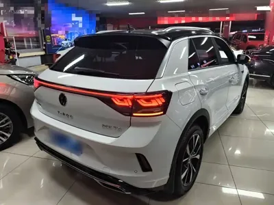 Volkswagen T-Roc 2024, 39300 км, за 13581.26 USD - фото 7