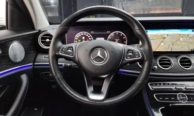 Mercedes-Benz E-Class 2018, 102898 км, за 16016.8 USD - фото 13